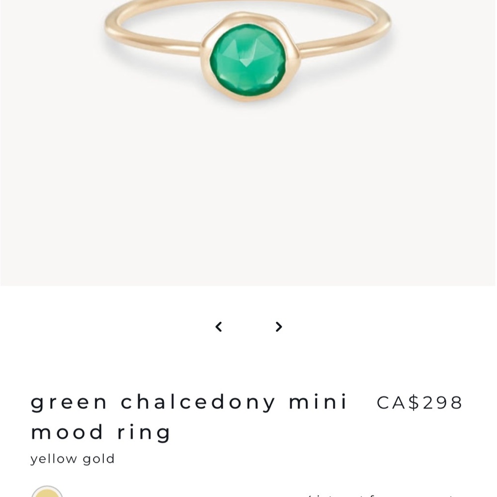 Green Chalcedony Mini Mood Ring in Gold Size 7